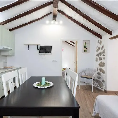 Canary House Holiday home