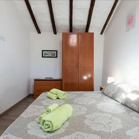 Canary House *