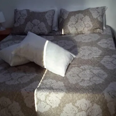 בית נופש Canary House