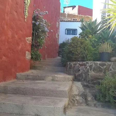 Canary House אינחניו