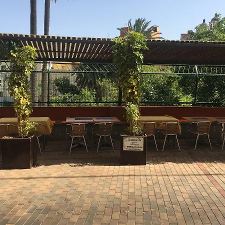 Canary House אינחניו